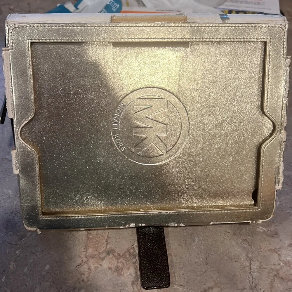 Michael Kors iPad cover